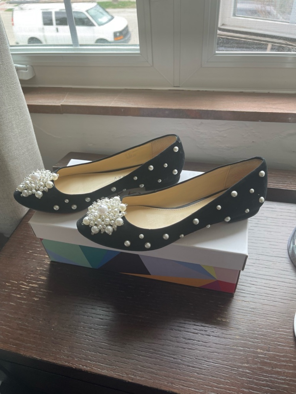 Katy Perry The lady black suede pearl ballet flat.